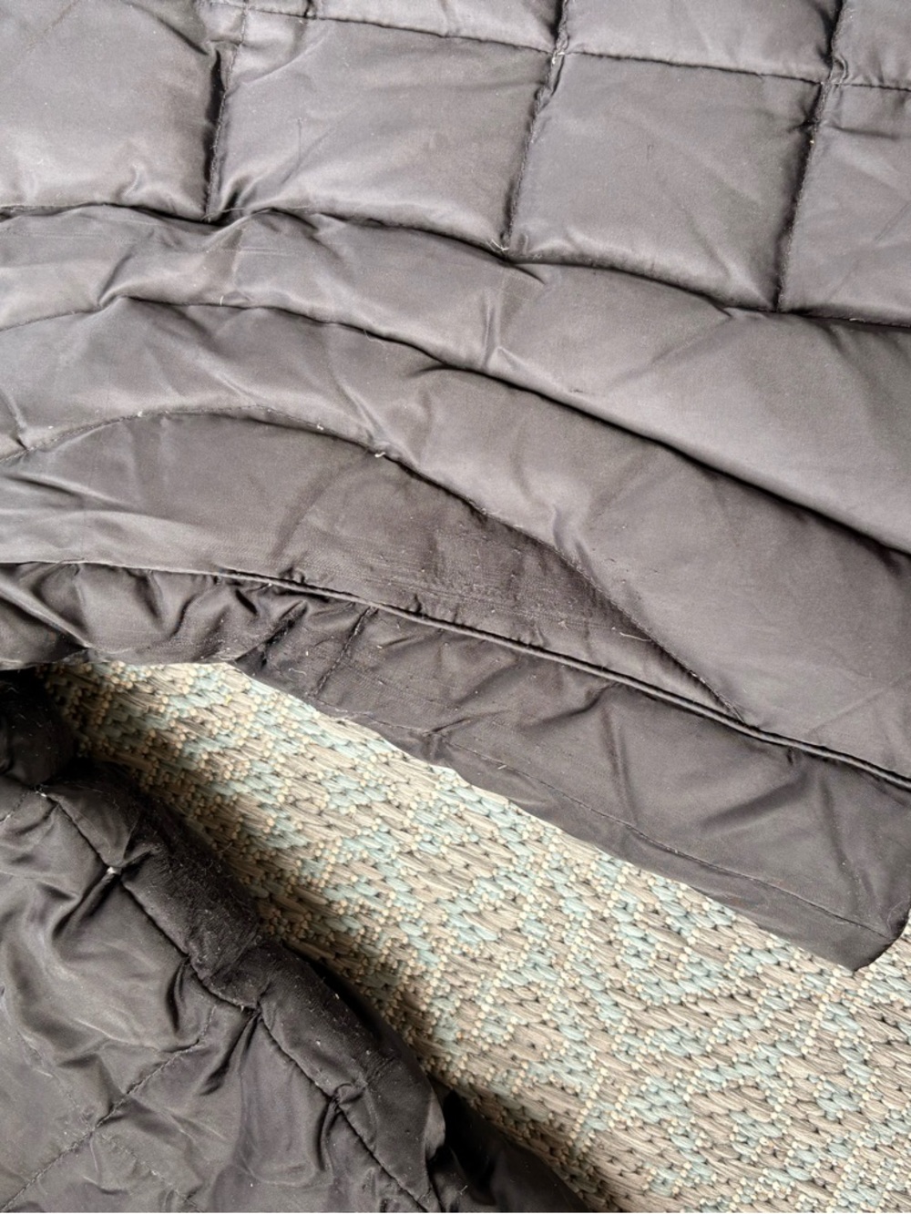 Express Women's Black Quilted Puffer Jacket - Picture 5 of 5